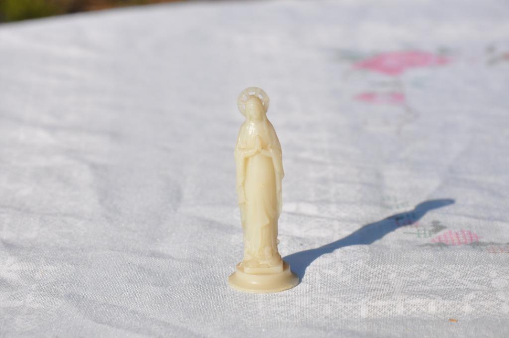 petite vierge phosphorescente, Enlèvement ou Envoi