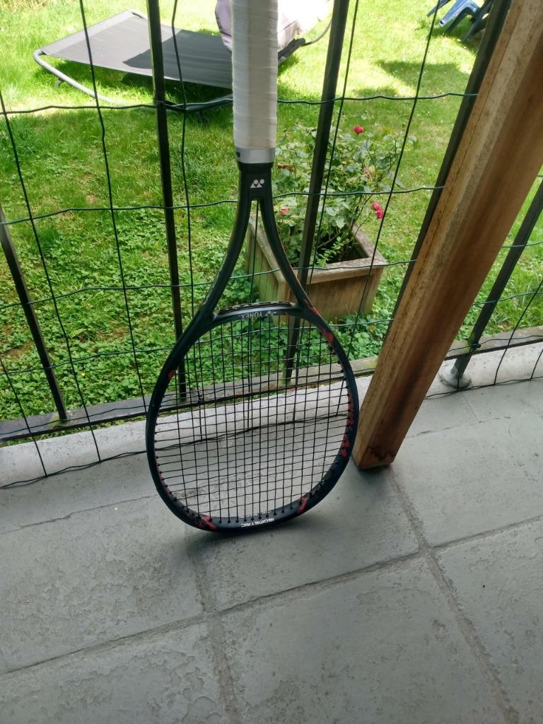 raquette vcore 100/280gr impeccable, Sport en Fitness, Ophalen of Verzenden, Zo goed als nieuw, Racket, L2