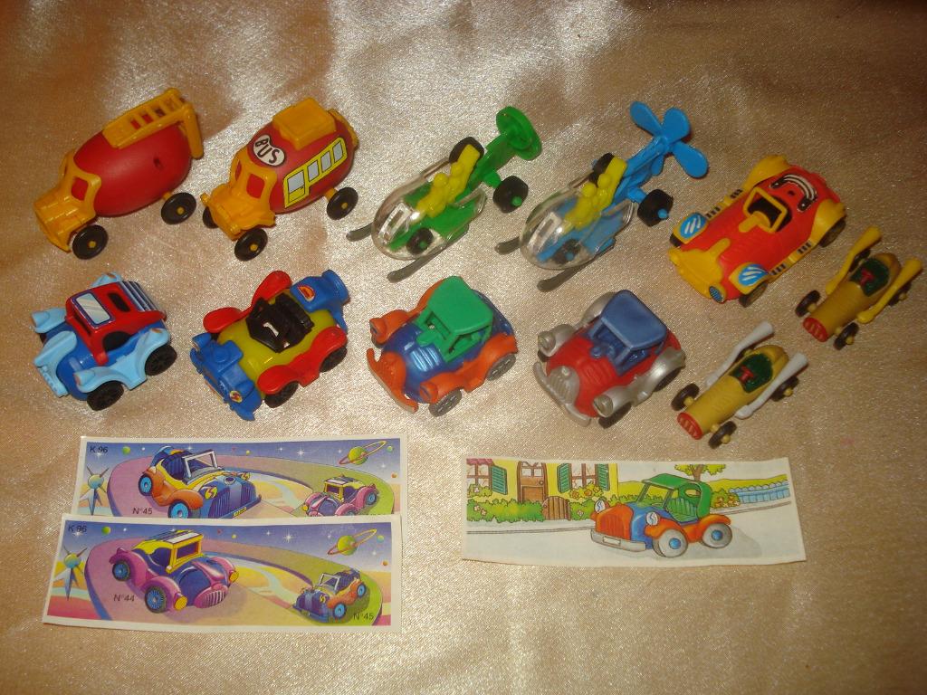 KINDER Lot de 11 Anciens Véhicules Divers 1990 -1996 Ferrero, Enlèvement ou Envoi, Comme neuf, Autres types