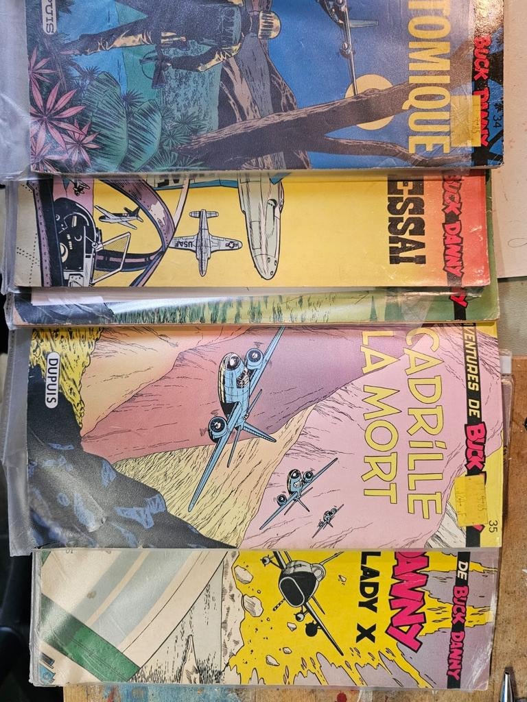Set van 6 oude stripverhalen. 
Buck Danny 
20 euro 
Goed, Ophalen of Verzenden, Zo goed als nieuw