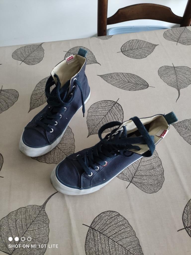 Chaussures Levi's, Enfants & Bébés, Enlèvement ou Envoi, Chaussures