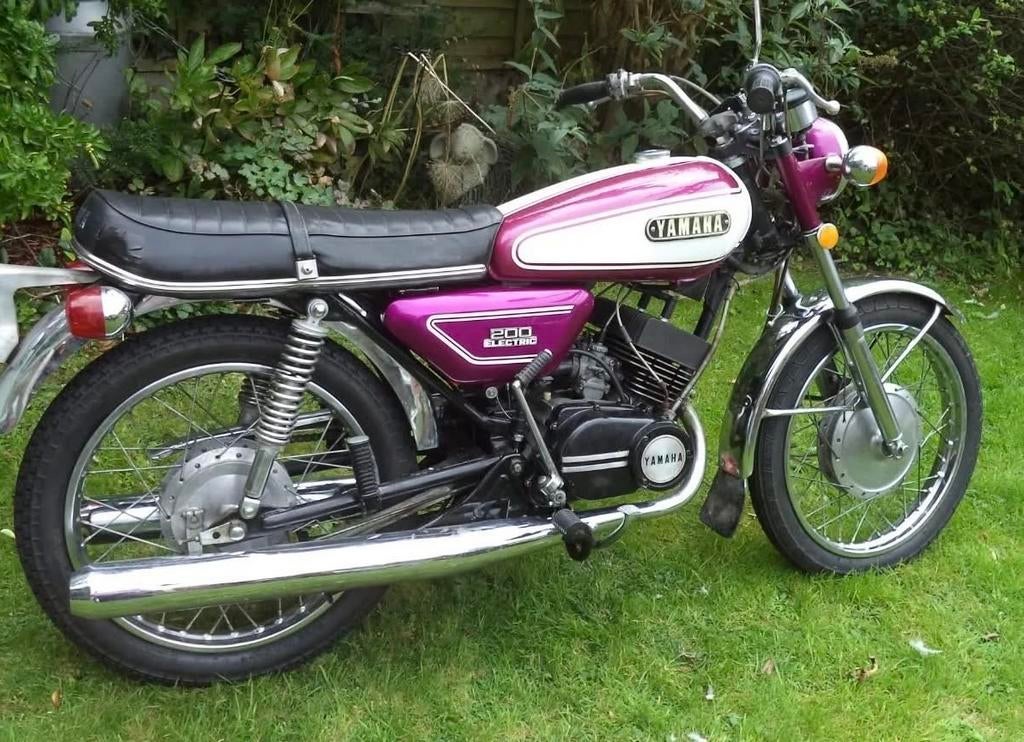 Gezocht, onderdelen Yamaha Cs5 200 Rd200 cs3, Fietsen en Brommers, Brommers | Oldtimers, Ophalen of Verzenden, Yamaha