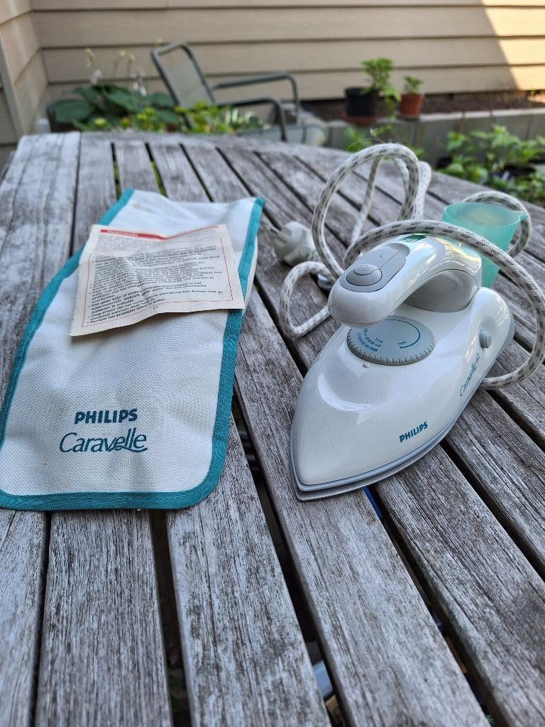 Reisstrijkijzer Philips Caravelle, Elektronische apparatuur, Ophalen, Zo goed als nieuw, Strijkijzer met snoer