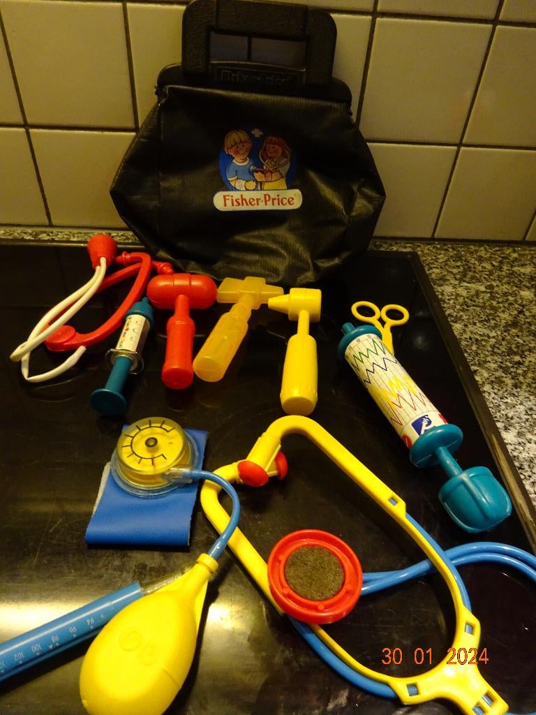 Vintage Fisher Price Doctor's/Medical Kit. Jaren "80, Enfants & Bébés, Jouets | Fisher-Price, Enlèvement ou Envoi