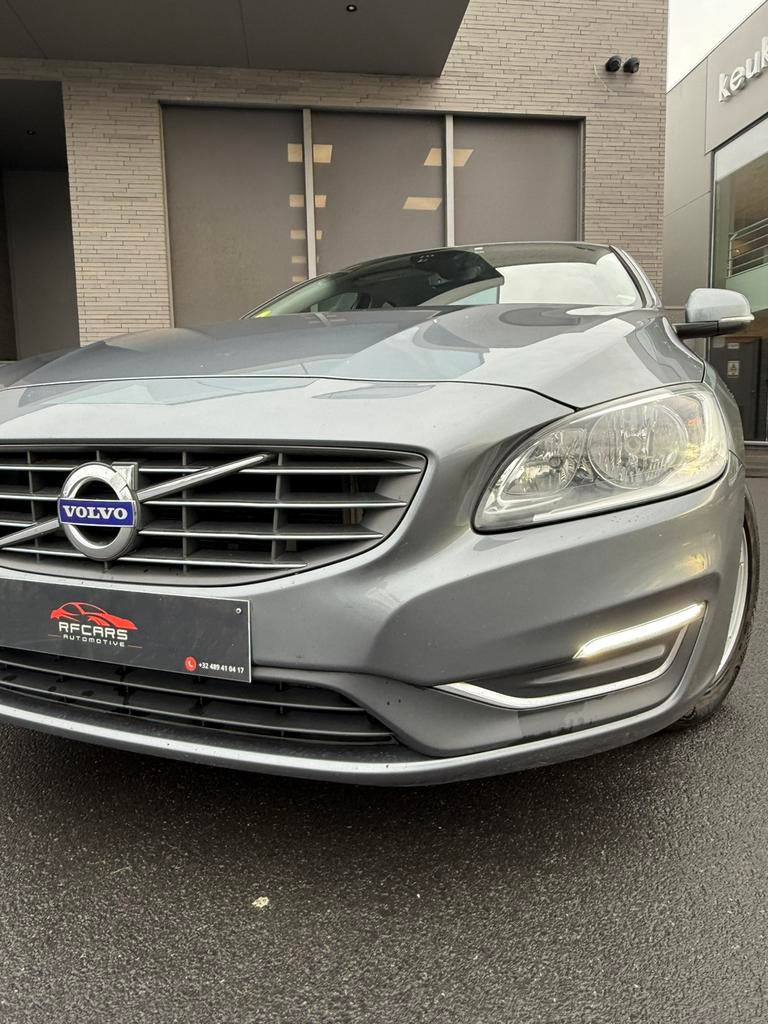 Volvo S60/2.0 diesel/2017/182.000km/88kw/euro6b, Auto's, Automaat, S60, Leder, Bedrijf