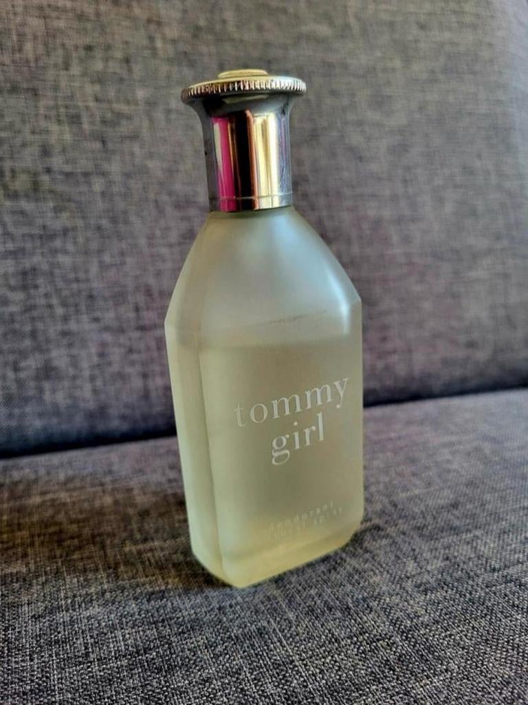 Tommy Girl, Ophalen of Verzenden