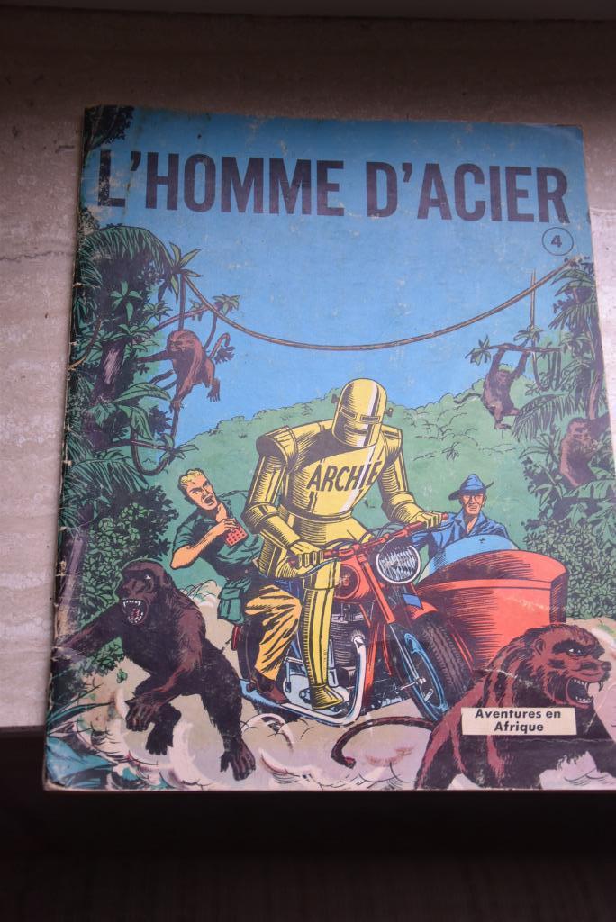 L'homme d'acier, Boeken, Verzenden