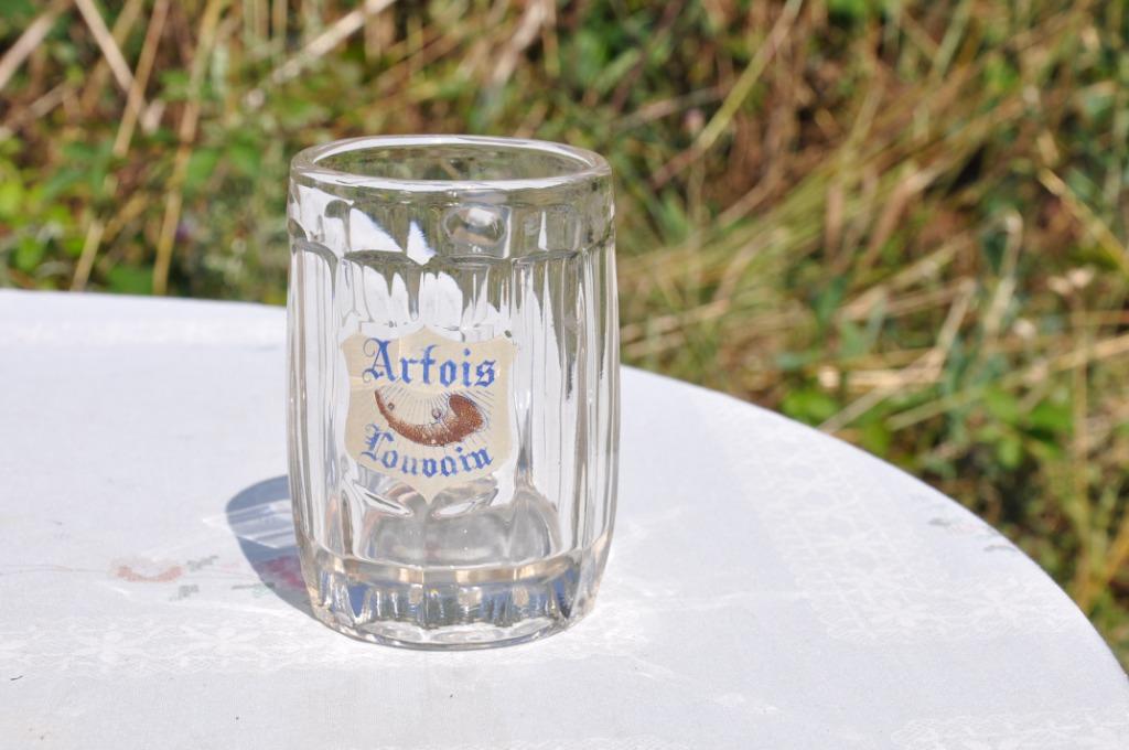 chope en verre 50 cl artois  louvain, Enlèvement ou Envoi, Utilisé, Chope(s), Autres marques