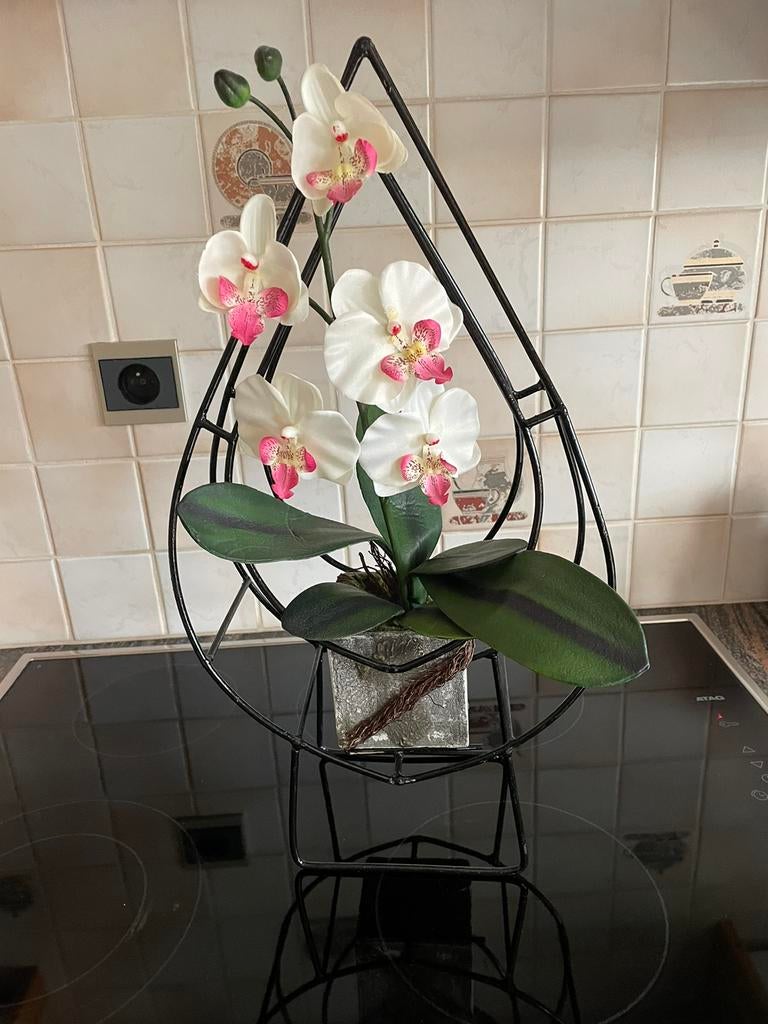 Zelfgemaakte  staander met namaak orchidee, Ophalen of Verzenden, Nieuw