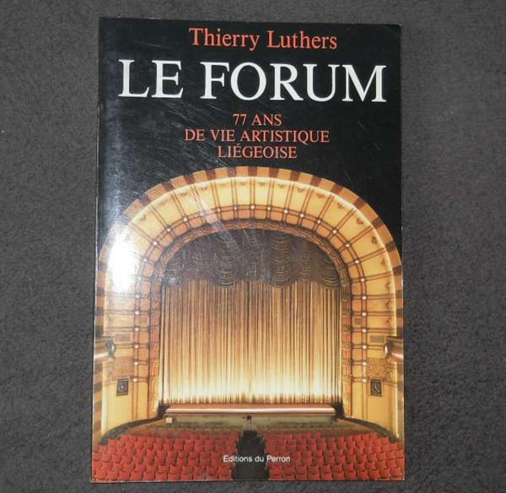 2 livres sur le Le Forum de Liège, Enlèvement ou Envoi, Utilisé
