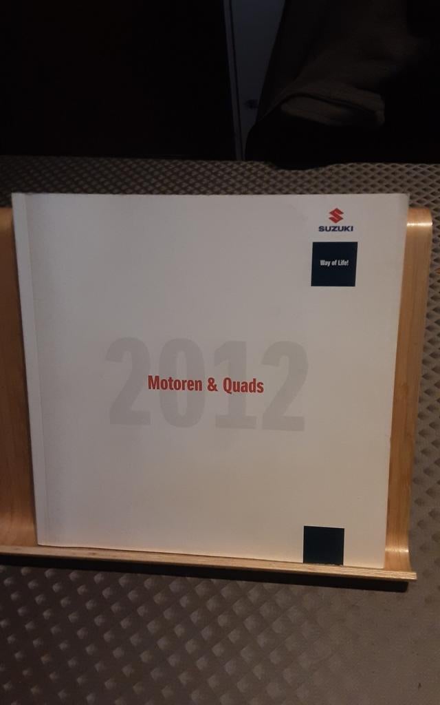 Suzuki gamma brochure 2012, Ophalen of Verzenden, Zo goed als nieuw