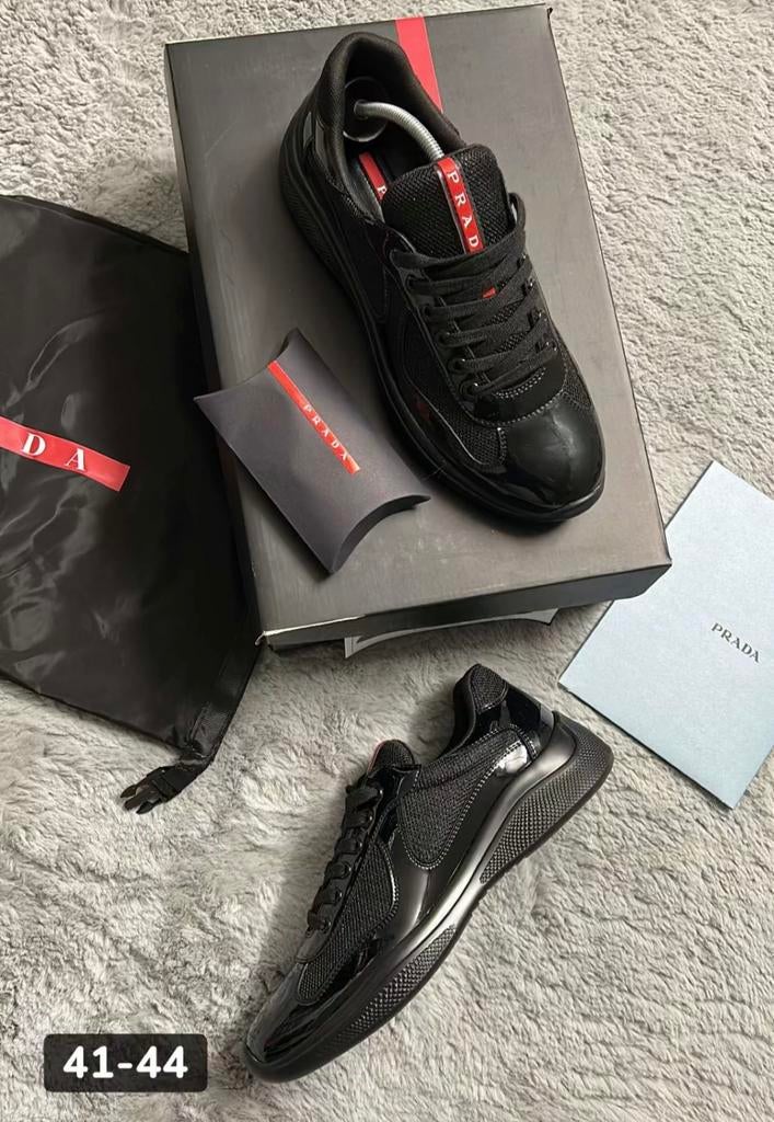 Prada, Enlèvement ou Envoi, Neuf