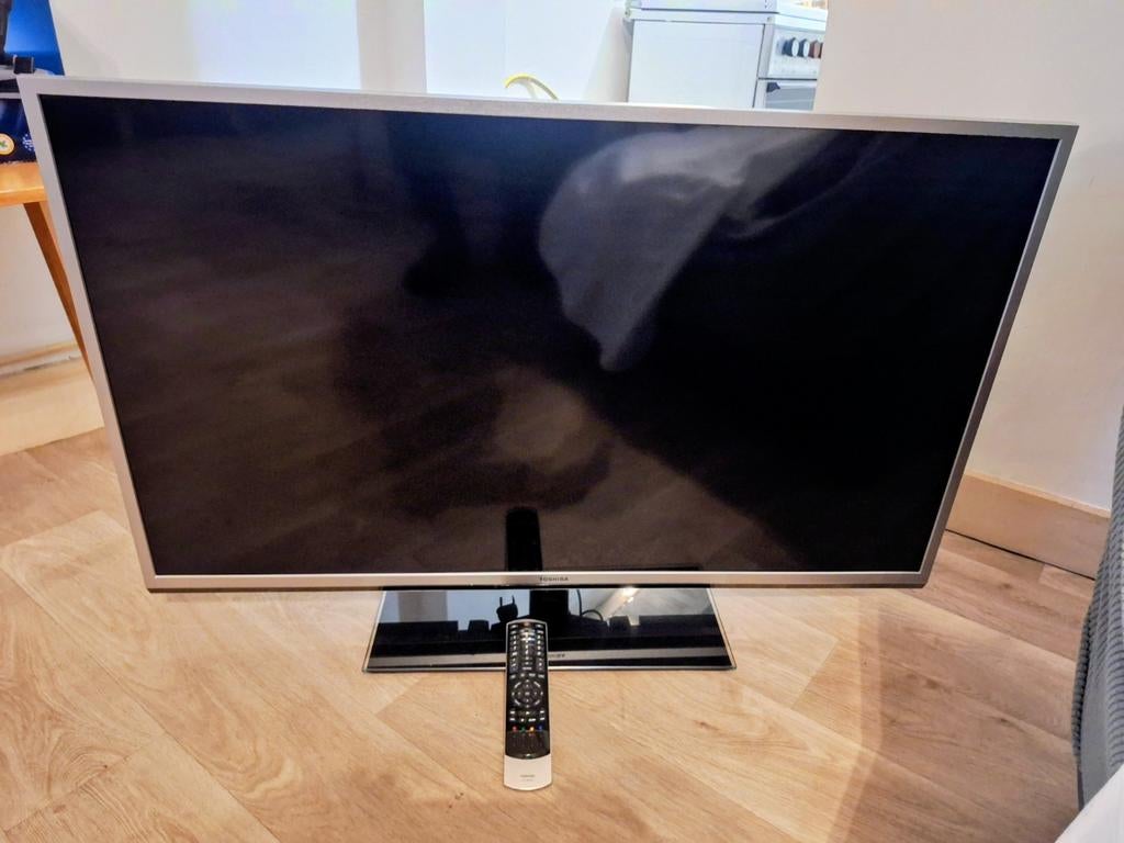 Télévision LCD à vendre, Enlèvement
