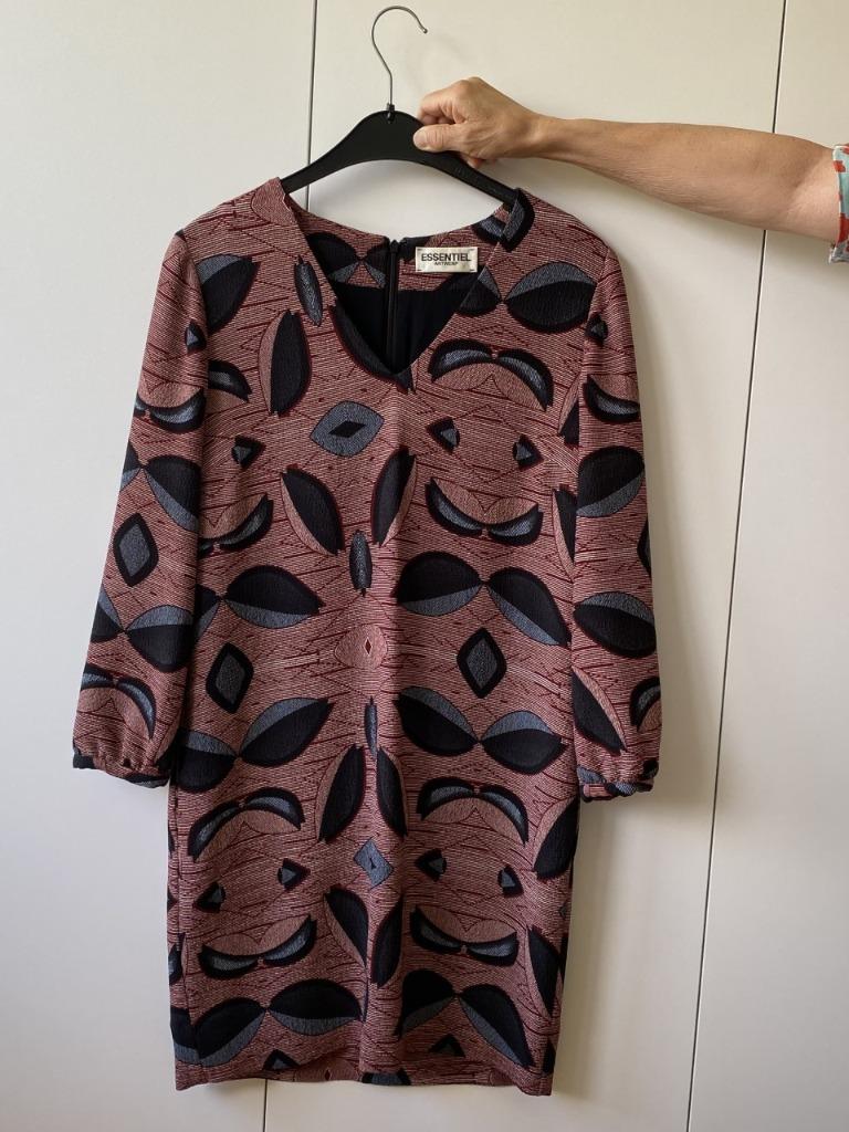 Essentiel jurk etnisch genderpatroon, Kleding | Dames, Jurken, Essentiel Antwerp, Ophalen of Verzenden, Zo goed als nieuw, Maat 36 (S)