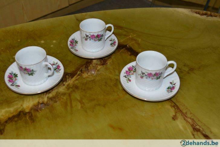 Zes kopjes met onder tasjes, Maison & Meubles, Cuisine | Vaisselle, Neuf, Tasse(s) et/ou soucoupe(s), Enlèvement ou Envoi