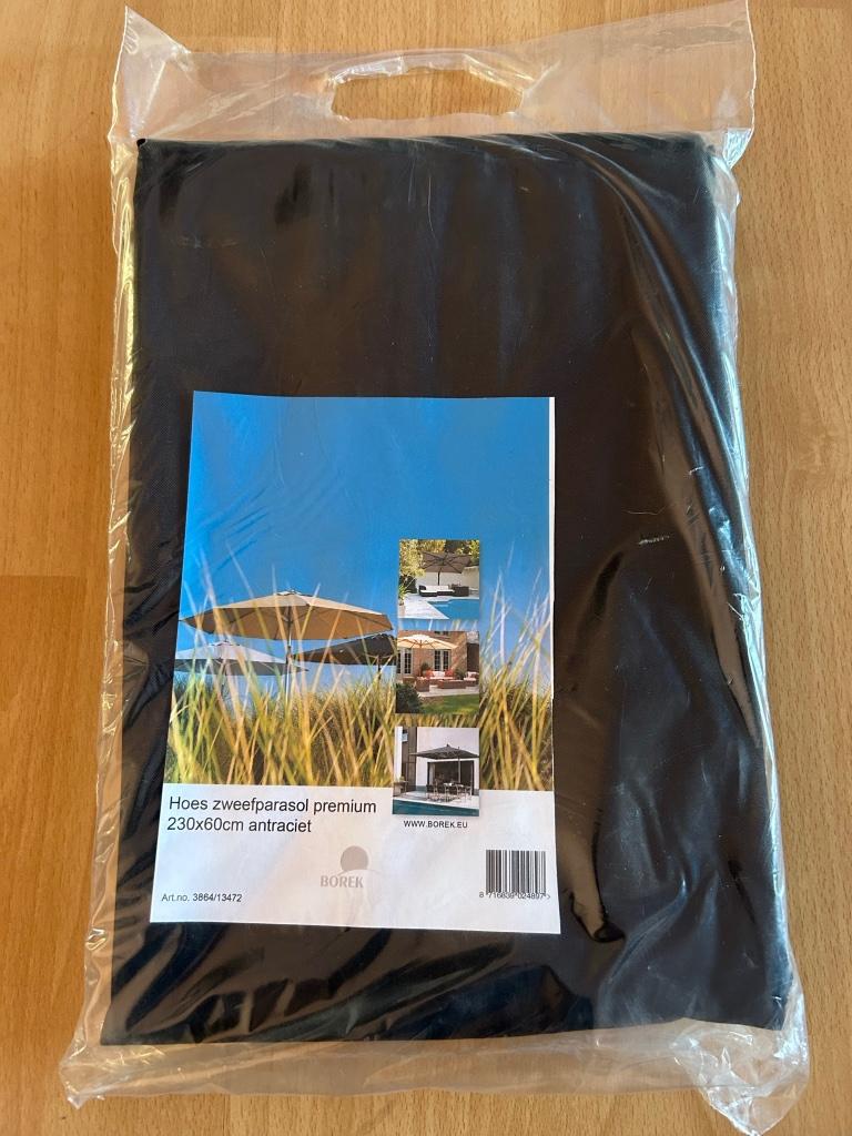 Hoes voor zweefparasol - BOREK, Tuin en Terras, Ophalen of Verzenden, Nieuw, Zweefparasol, Waterdicht