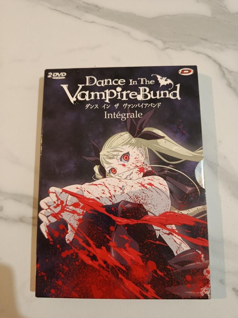 Dance in the vampire bund dvd animé japonais, CD & DVD, Enlèvement