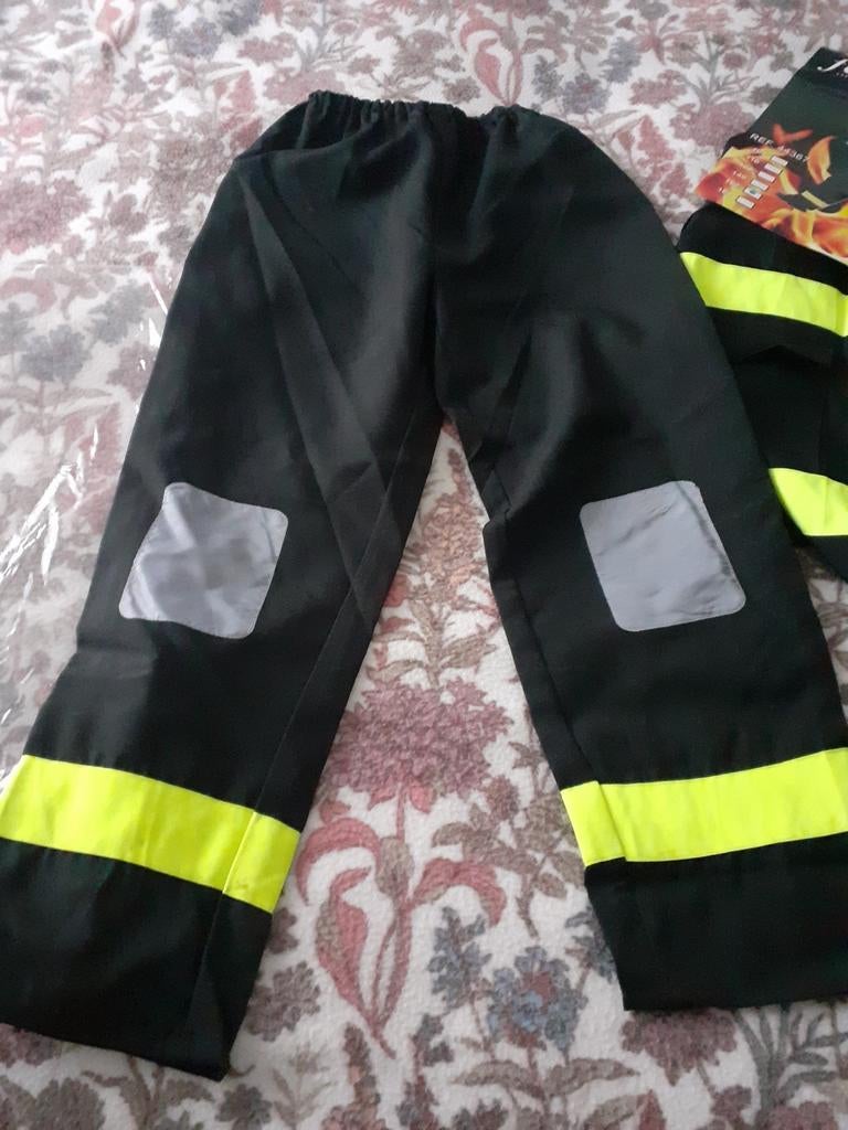 Brandweer  man pakje, Ophalen, Zo goed als nieuw, 146 t/m 152, Jongen of Meisje