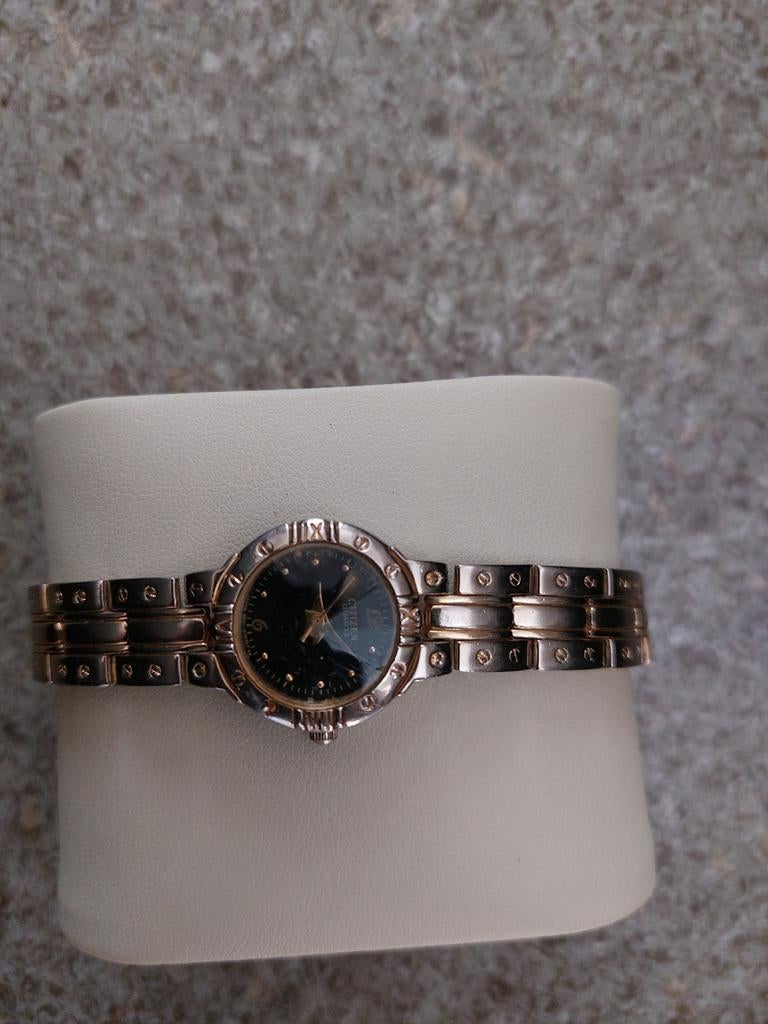 Montre citizen, Enlèvement, Comme neuf
