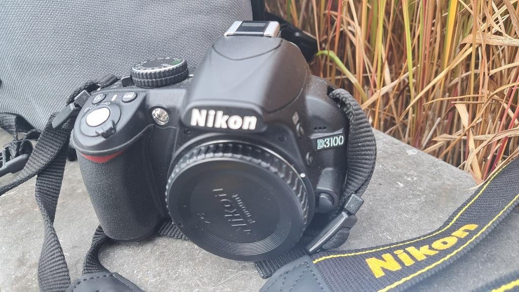 Nikon D3100, Audio, Tv en Foto, Ophalen of Verzenden, Zo goed als nieuw, Nikon