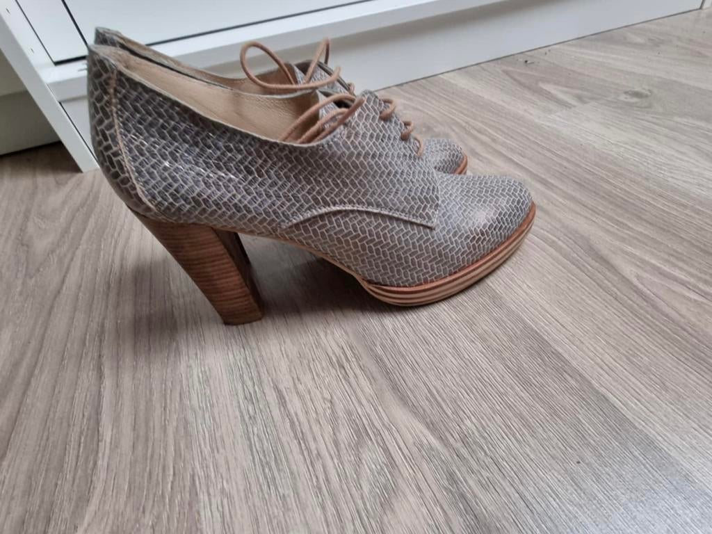 Damesschoen met hak, Kleding | Dames, Ophalen, Zo goed als nieuw