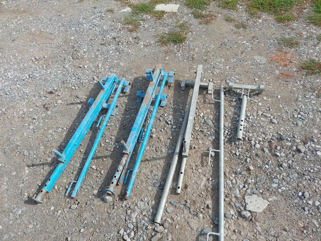 3-delige steigerklamp, Ophalen, Gebruikt, Gevelsteiger, 2 tot 5 meter