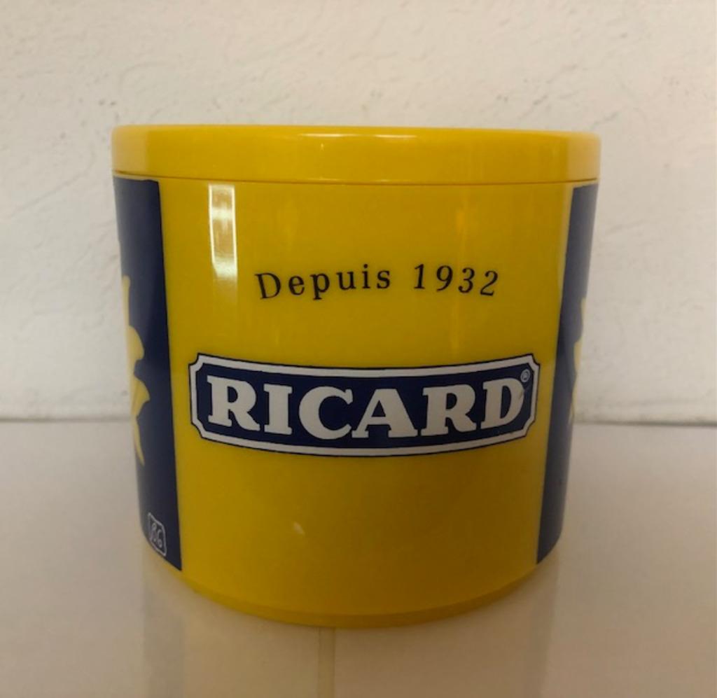Kleine Ricard ijsemmer, Verzamelen, Ophalen