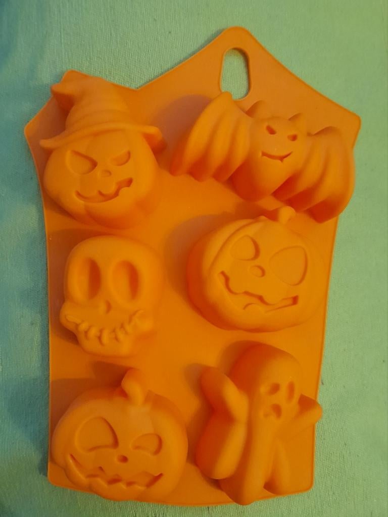 Siliconen mal voor Halloween-pompoen, Hobby en Vrije tijd, Ophalen of Verzenden, Zo goed als nieuw, Bakvorm