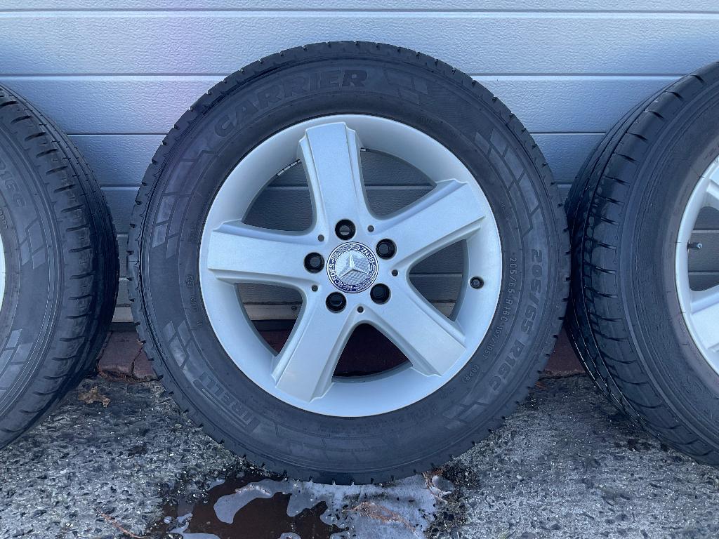 Mercedes Vito, Alu-velgen + banden, Auto-onderdelen, Banden en Velgen, Ophalen, 16 inch, Banden en Velgen, 205 mm