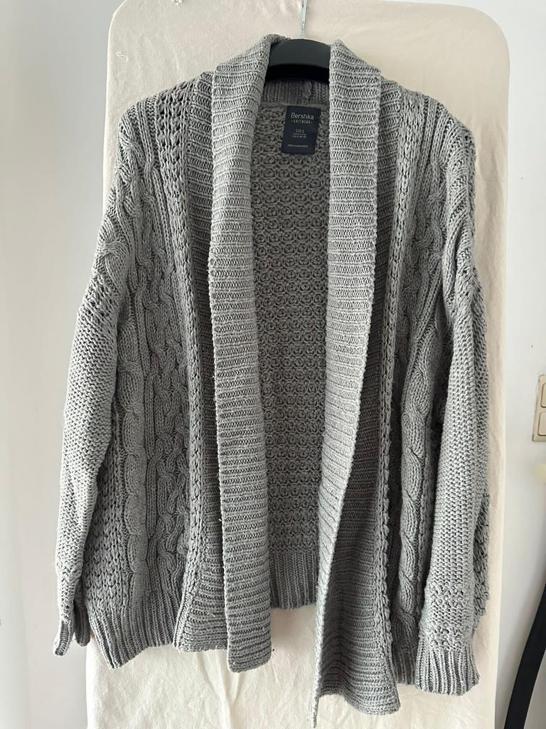 Lange grijze pull Bershka, Kleding | Dames, Maat 38/40 (M), Zo goed als nieuw, Grijs, Bershka
