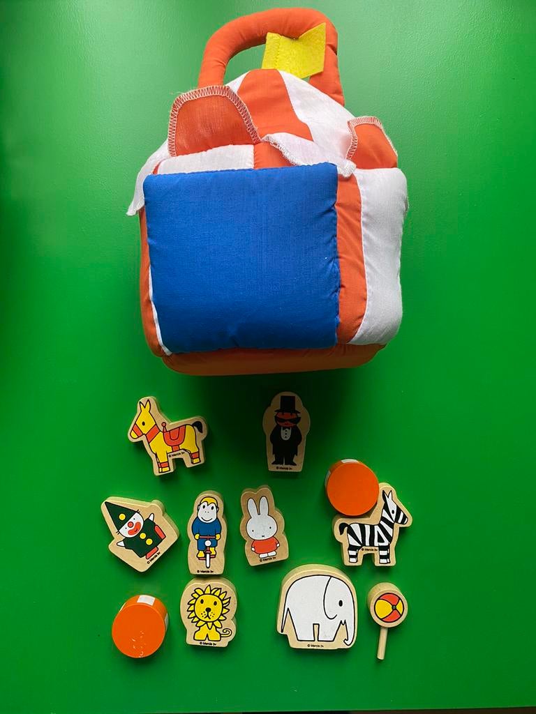 Nijntje houten poppetjes circus, Ophalen, Zo goed als nieuw