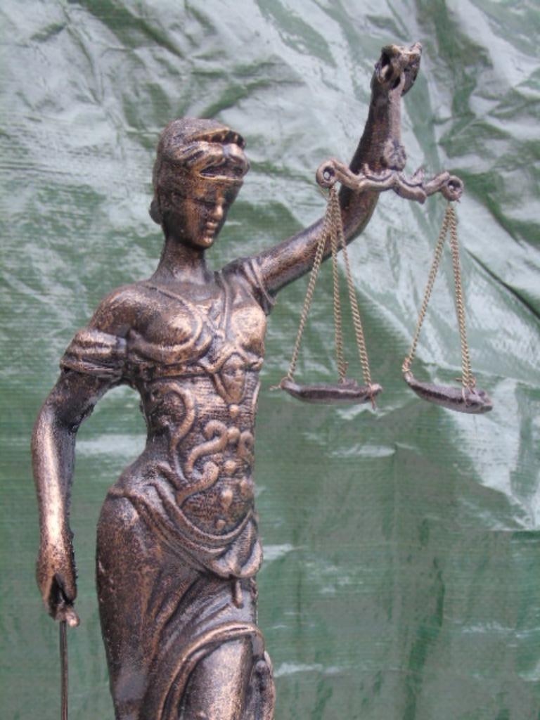 statue femme justice , statue en fonte pat bronze ..., Enlèvement, Neuf