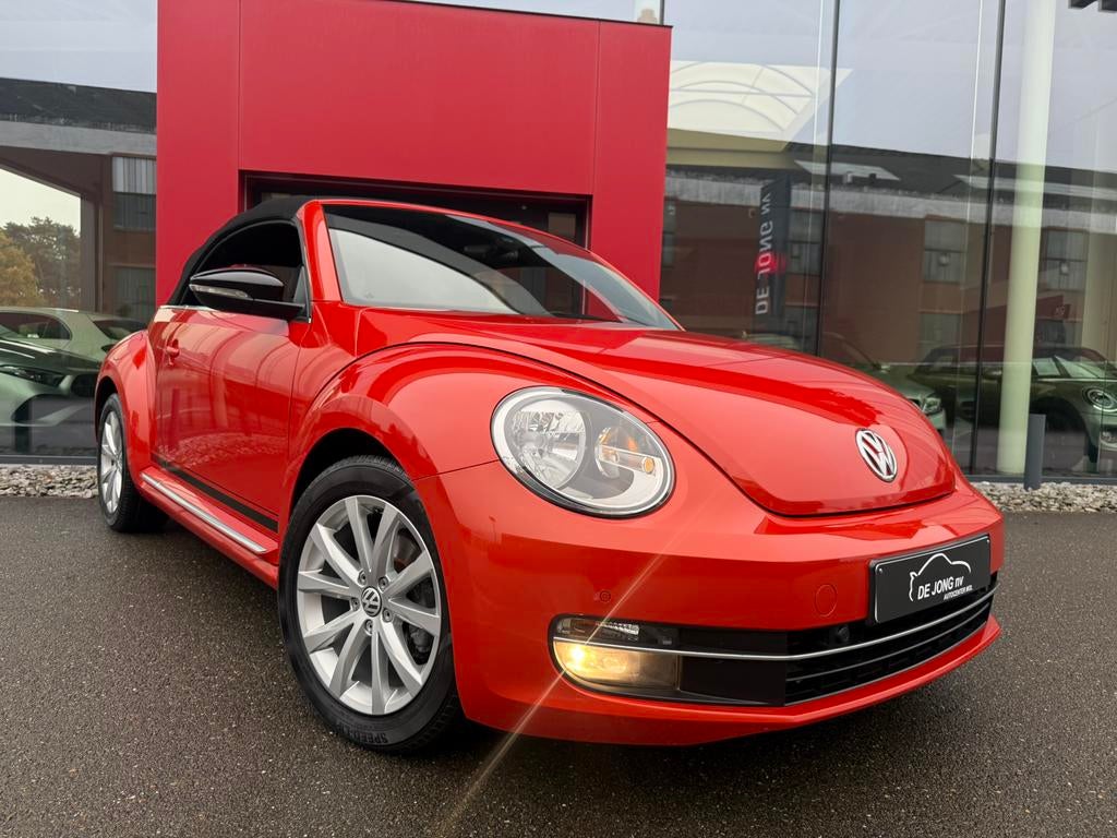 Volkswagen Beetle Cabrio Club Edition Benzine/Navi/Pdc/Airco, Auto's, Stof, Overige kleuren, Cabriolet, Bedrijf