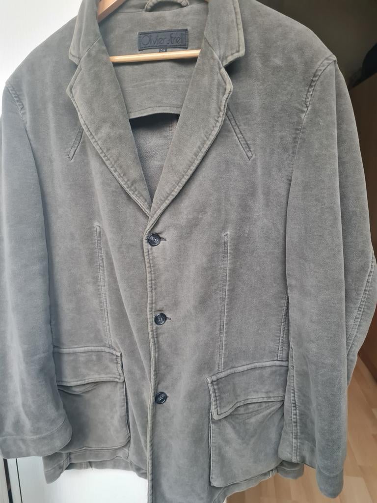 Strelli blazer gris velours uni taille 54, Vêtements | Hommes, Gris, Enlèvement, Olivier Strelli, Taille 52/54 (L)