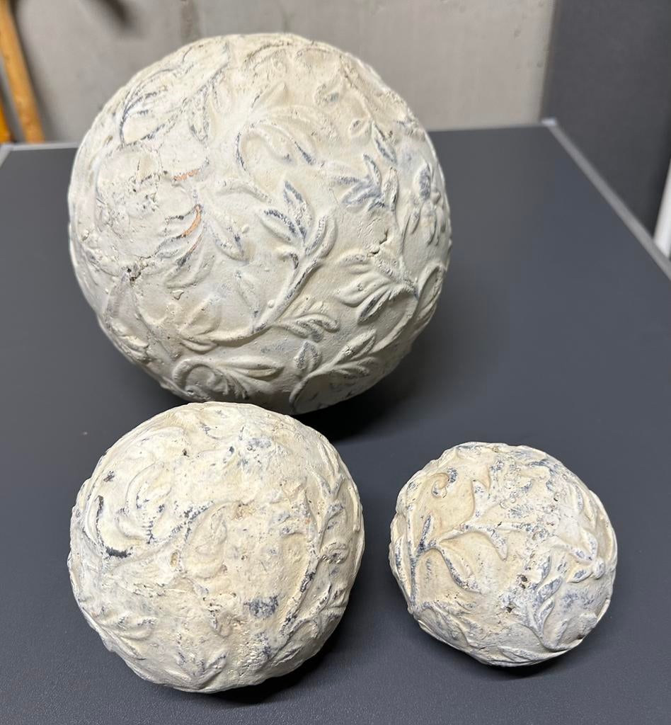 3 decoratieve bollen, Enlèvement, Comme neuf
