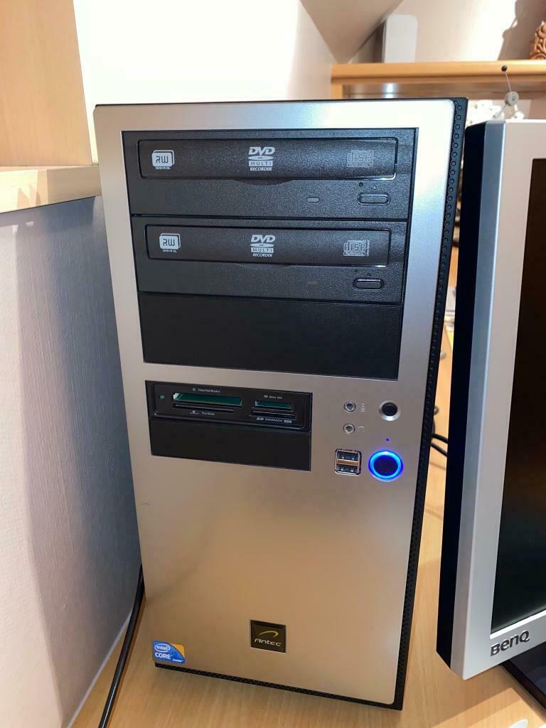 Desktop geassembleerde,scherm en draadloze toetsenbord &muis, Enlèvement, Comme neuf