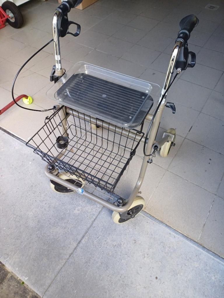 Rollator (nieuwstaat), Ophalen, Opvouwbaar, Zo goed als nieuw