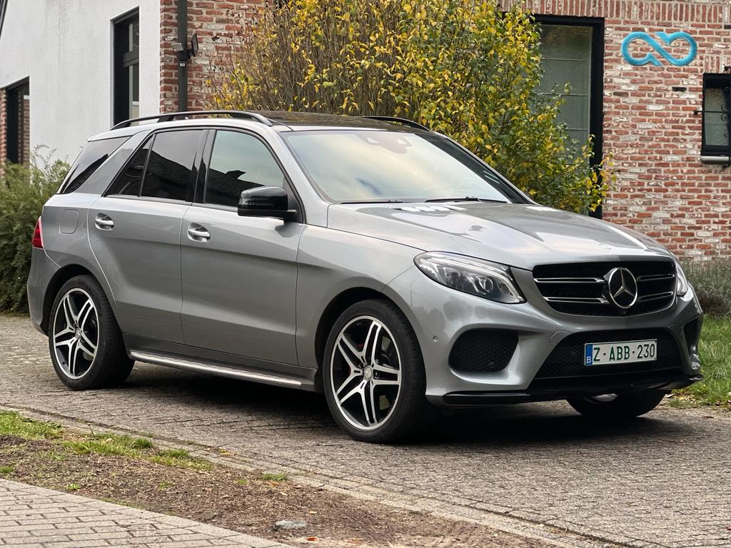 Mercedes GLE 500e Hybride AMG Full optie OhB Garantie, Auto's, Mercedes-Benz, Automaat, GLE, Leder, 5 zetels