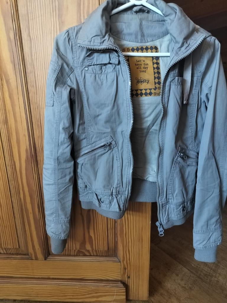 Veste grise, Enlèvement ou Envoi, Comme neuf