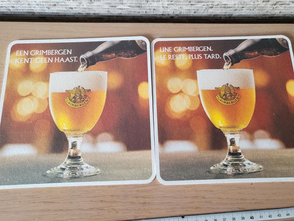 2 grote bierkaartjes Grimbergen met kruiswoordraadsel, Ophalen of Verzenden