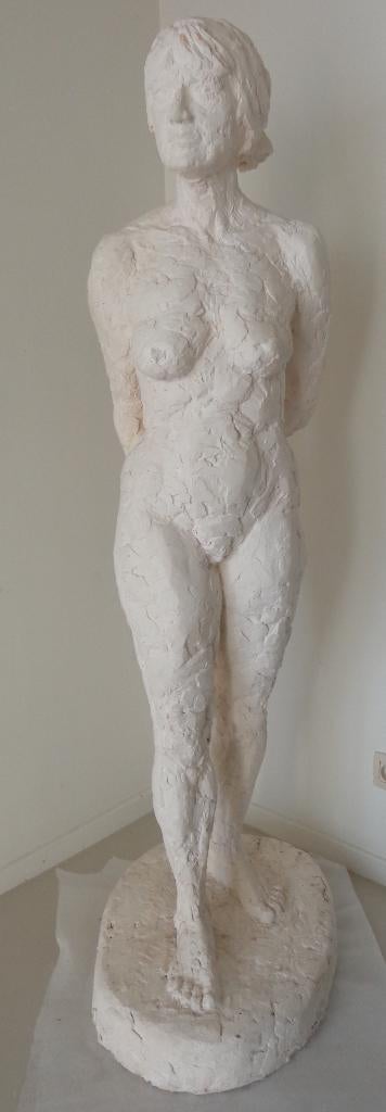 MARIA VAN DER LAAR / NAAKTE VROUW / SCULPTUUR GIPS / H=167cm, Ophalen, Gips, Vrouw