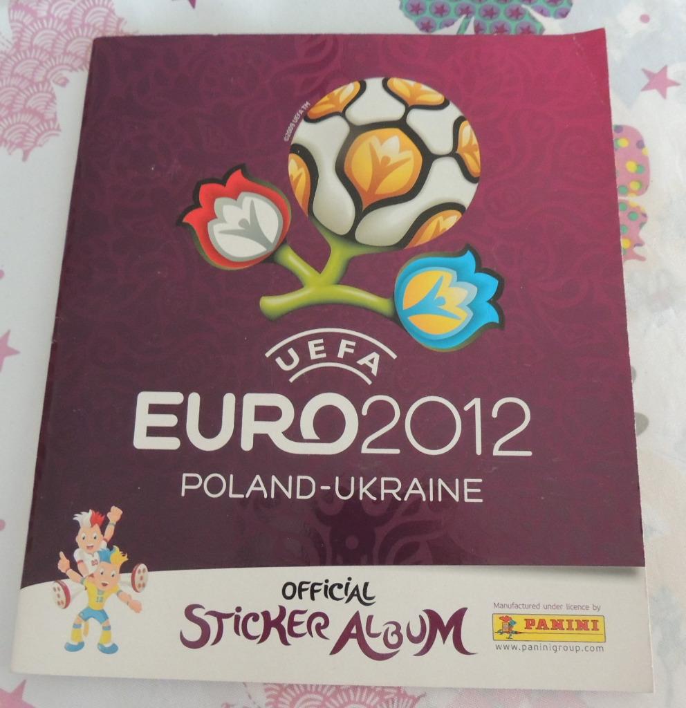 Album Panini complet et original. UEFA Euro 2012, Enlèvement, Comme neuf