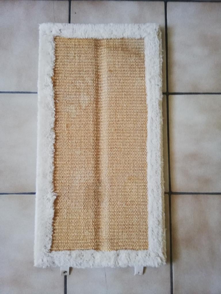 Krapmat voor katten, Enlèvement, Utilisé