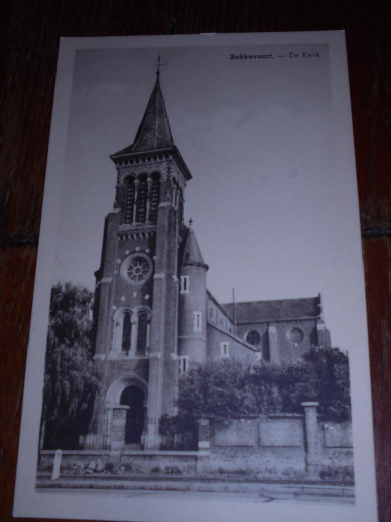 postkaart Bekkevoort - de Kerk, Verzamelen, Ophalen of Verzenden, Ongelopen, Vlaams-Brabant