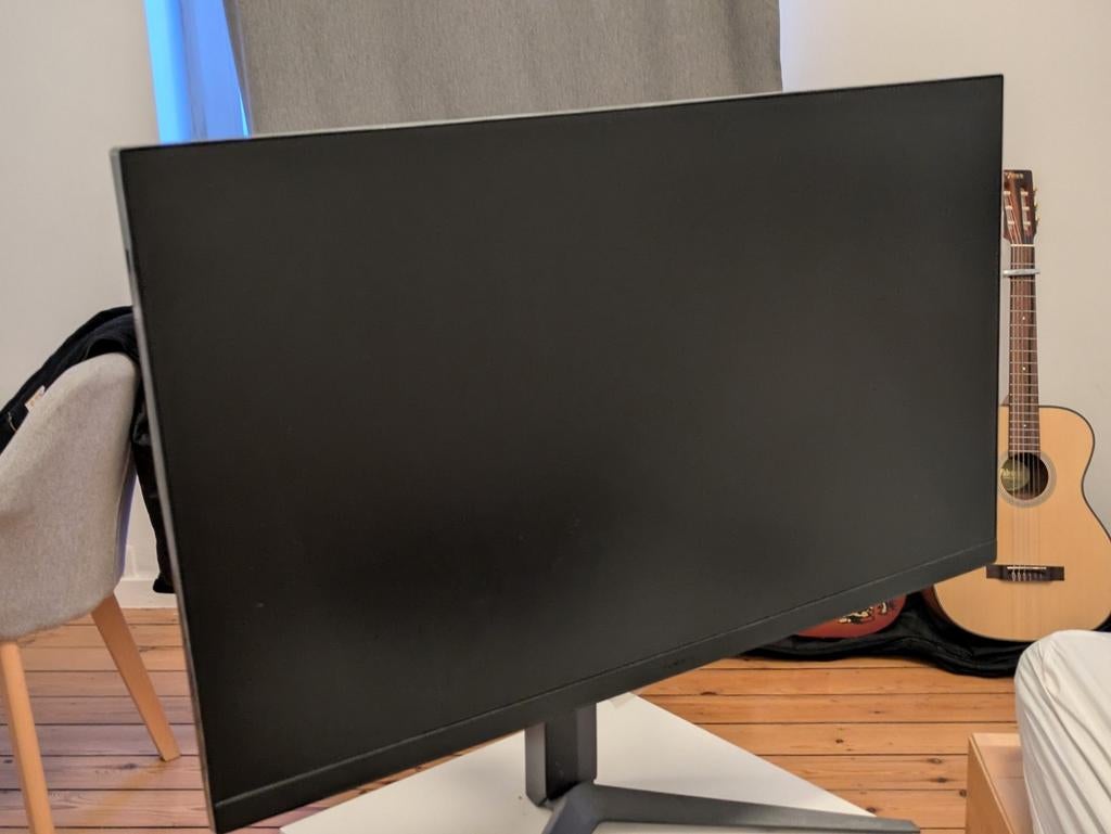 Moniteur LG 32 POUCES, Informatique & Logiciels, Moniteurs, Envoi