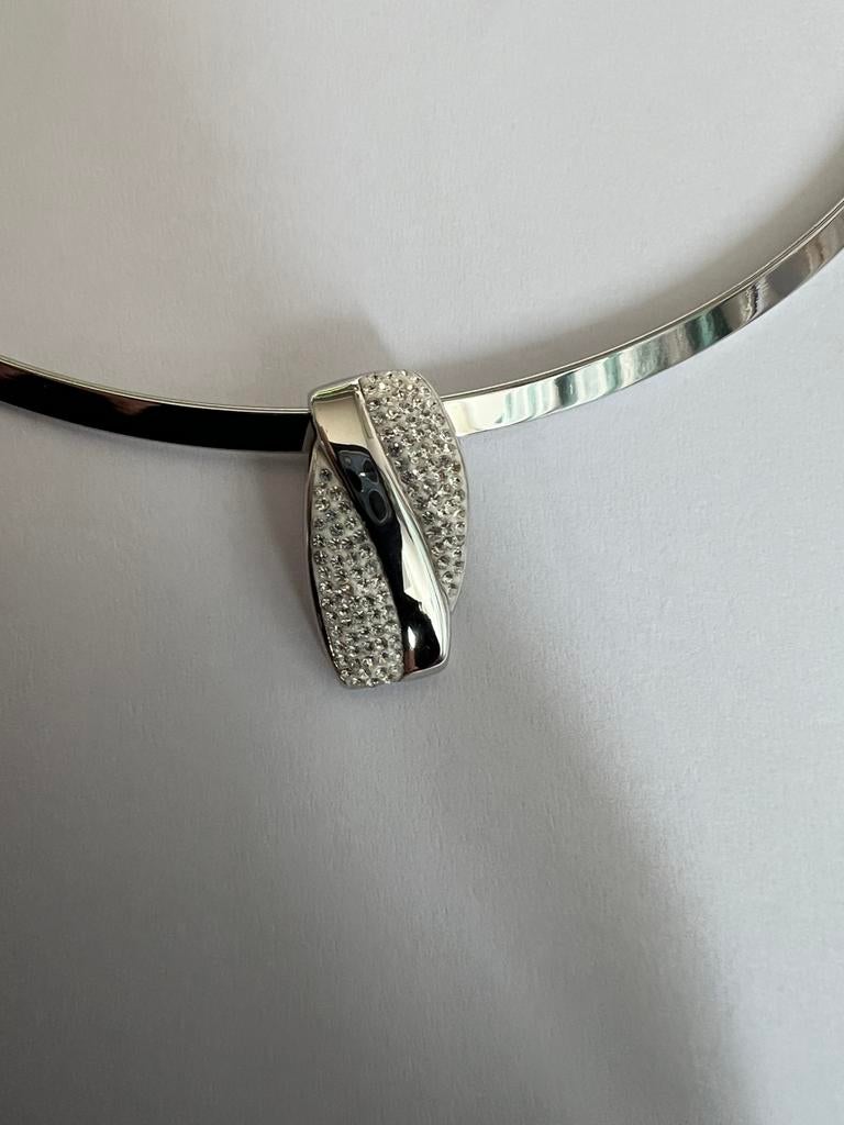 Ketting en hanger (Vitoria), Handtassen en Accessoires, Verzenden, Zo goed als nieuw