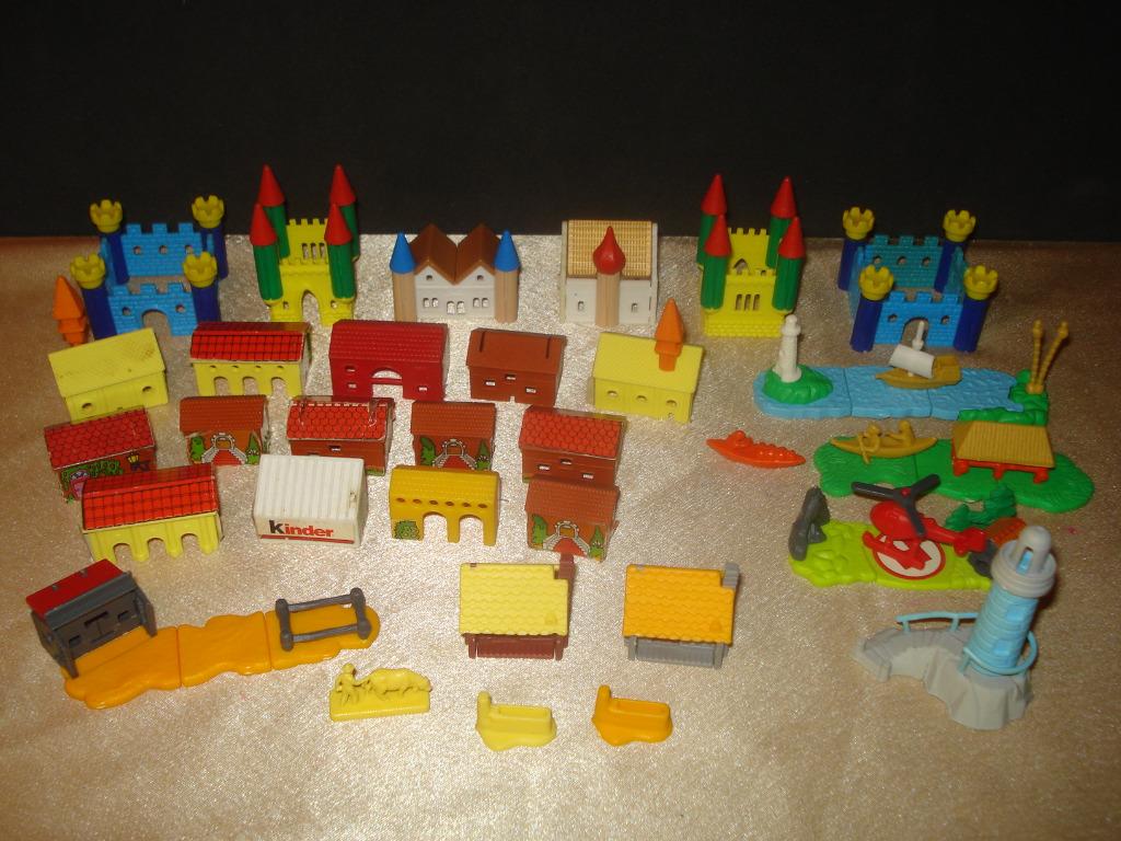 KINDER Lot d'Anciennes Séries Maisons Diverses 1991 - 1997, Enlèvement ou Envoi, Comme neuf, Autres types