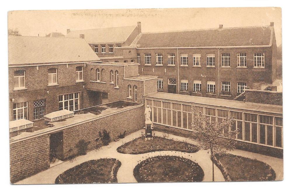 Steendorp een hoekje van de kostschool, Ophalen of Verzenden, Gelopen, Oost-Vlaanderen