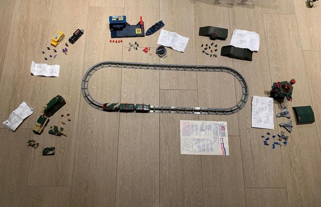 Bluebird zero code headquarters suprème monorail set, Ophalen