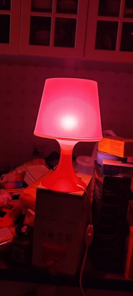 Lampe Ikea pink vintage, Enlèvement, Comme neuf